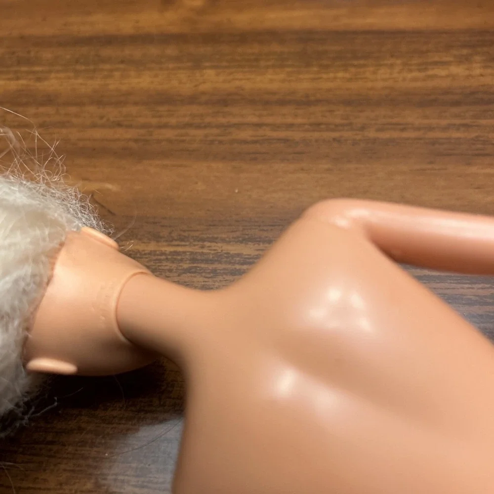Barbie‎ 1976 Blonde White Hair Bangs